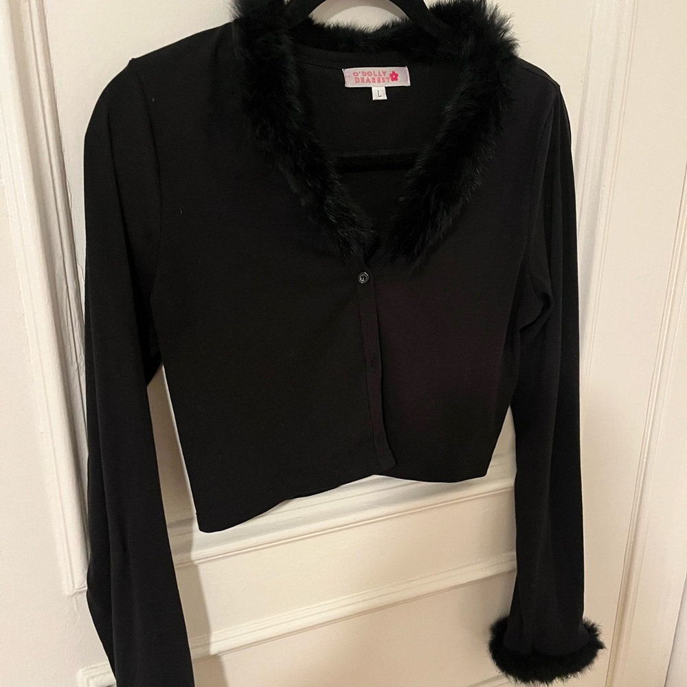Lisa says Gah - 90s clueless vibes faux fur crop sweater